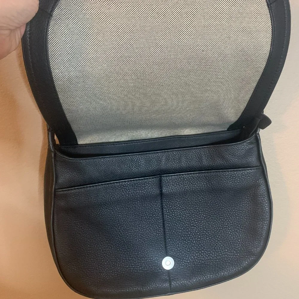 Quality Vince Camuto Leather and Suede Crossbody - Picture 8 of 12